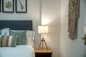 Russell Sq Suite 2 Bed Apartment