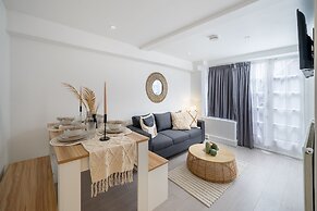 Russell Sq Suite 2 Bed Apartment