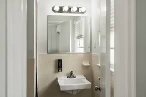 Mia's Boutique Hotel