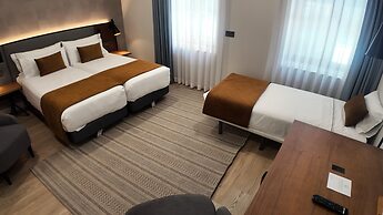 Prisma Suites