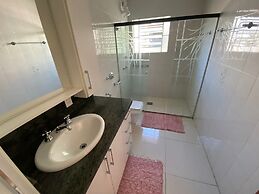 Casa do Rogério Hostel - shopping