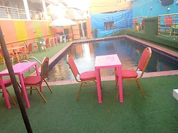 D'ISLAND HOTEL & CLUB