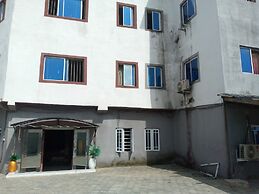 D'ISLAND HOTEL & CLUB