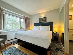 The Gem Museum Suites