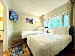 The Gem Museum Suites