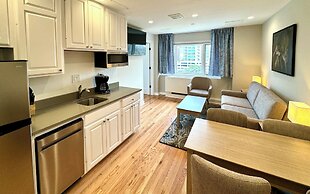 The Gem Museum Suites