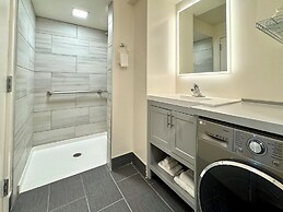 The Gem Museum Suites