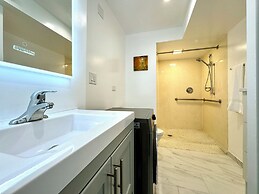 The Gem Museum Suites