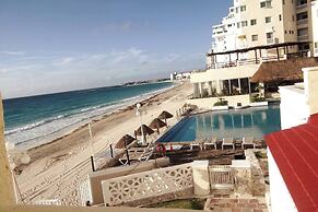 Cancun Plaza Condos