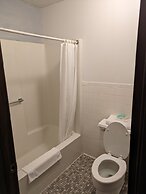 Paradise Falls Motel &  Liquor LLC
