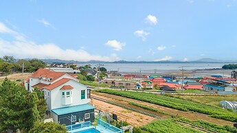 Taean Anmyeondo Hwangdo Ilmare Pension