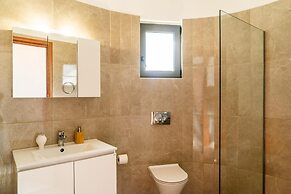 Joy of the Sea Villa