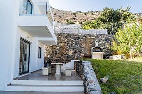 Joy of the Sea Villa