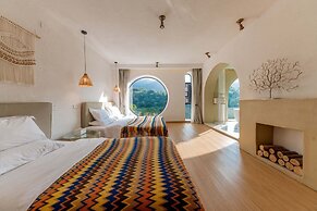 yuanshan forest  Rustic Luxury Inn