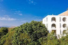 yuanshan forest  Rustic Luxury Inn