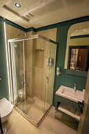 Elysian Airport Hotel