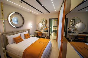 Elysian Airport Hotel