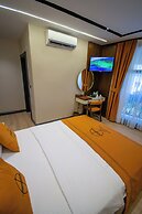 Elysian Airport Hotel