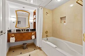 TWO Separate Spacious CozySuites on the Boardwalk