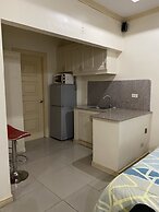 Rovimar Condo Angeles