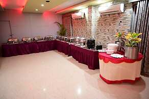 Goroomgo Hotel Coral Suites Puri