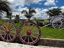 Vintage Village Resort & Spa