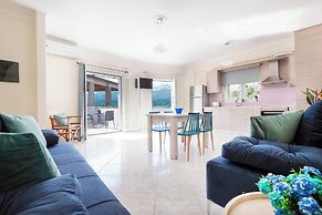 Glikanisos House Nipos - Ideal for Hikers and Families 2bd, 6pl, 10min