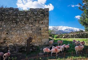 Glikanisos House Nipos - Ideal for Hikers and Families 2bd, 6pl, 10min