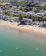 The Bay Apartment - Sea Views Village Centre