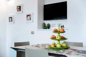 The Green Nest by Lake Como