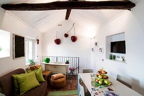 The Green Nest by Lake Como