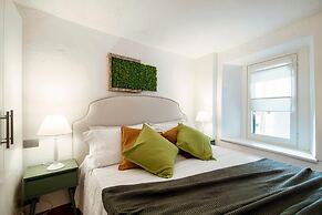 The Green Nest by Lake Como