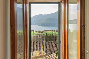 The Green Nest by Lake Como