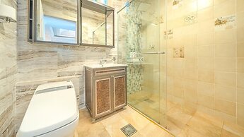 Gyeongju Blue21 Poolvilla Pension