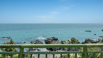 Gyeongju Blue21 Poolvilla Pension