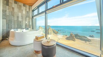 Gyeongju Blue21 Poolvilla Pension