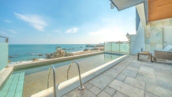 Gyeongju Blue21 Poolvilla Pension