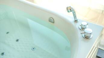 Gyeongju Blue21 Poolvilla Pension