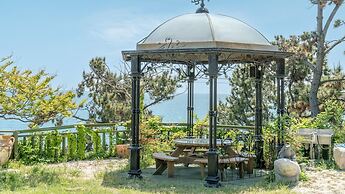 Gyeongju Blue21 Poolvilla Pension