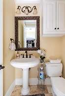 BIZI near Galleria Mall