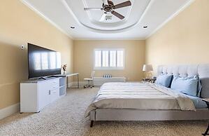 BIZI near Galleria Mall