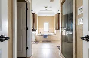 BIZI near Galleria Mall