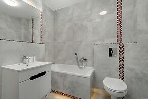 Loft Antresola&balkon Poznań by Renters