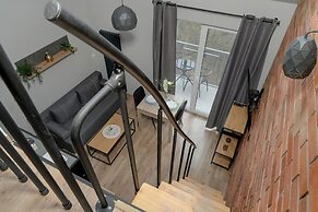 Loft Antresola&balkon Poznań by Renters