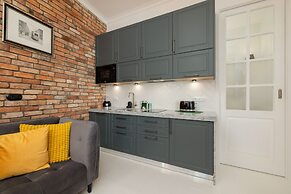 One Bedroom Air Conditioning by Renters