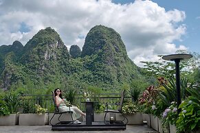 Yangshuo Picturesque Resort - Free Train Station Pick Up