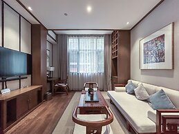 Yangshuo Picturesque Resort - Free Train Station Pick Up