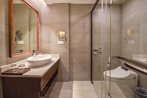 Yangshuo Picturesque Resort - Free Train Station Pick Up