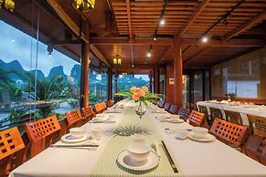 Yangshuo Picturesque Resort - Free Train Station Pick Up