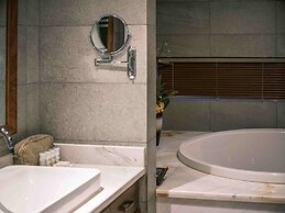 Yangshuo Mountain River Ballad Hotel